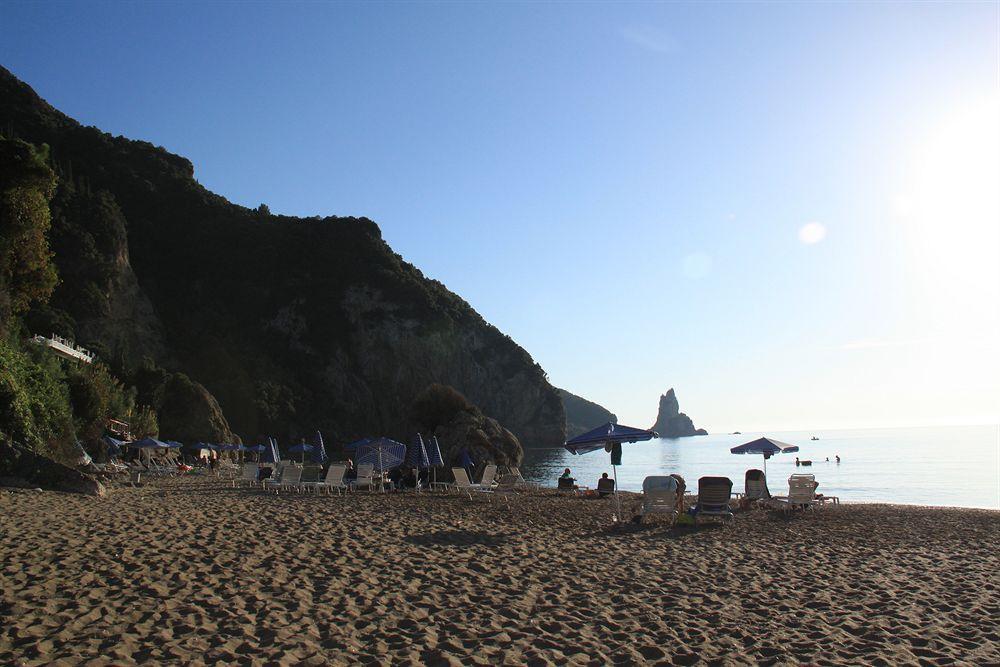 Pink Palace Beach Resort Agios Gordios  Buitenkant foto