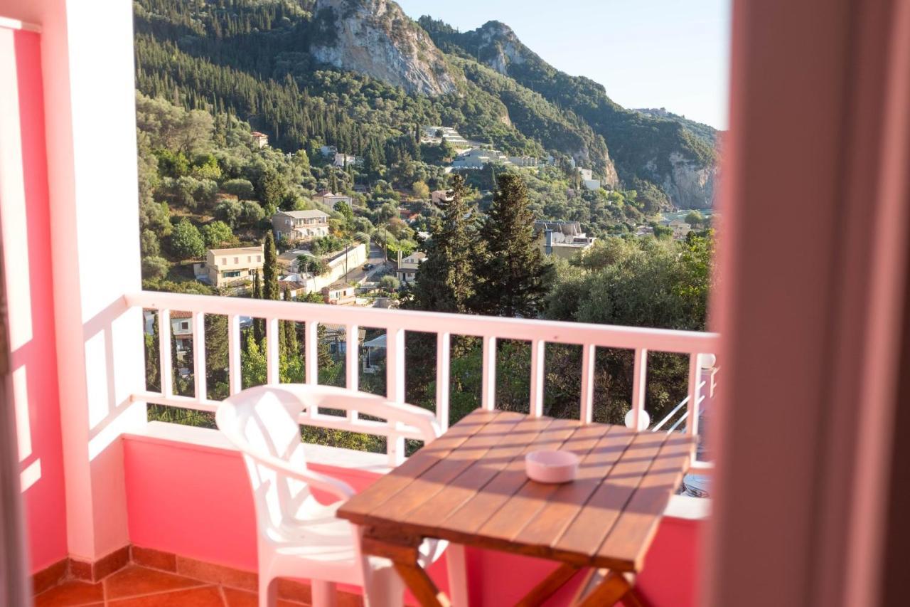 Pink Palace Beach Resort Agios Gordios  Buitenkant foto
