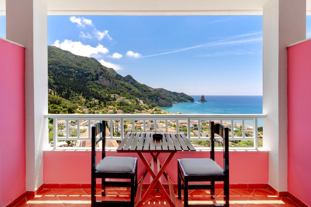Pink Palace Beach Resort Agios Gordios  Buitenkant foto
