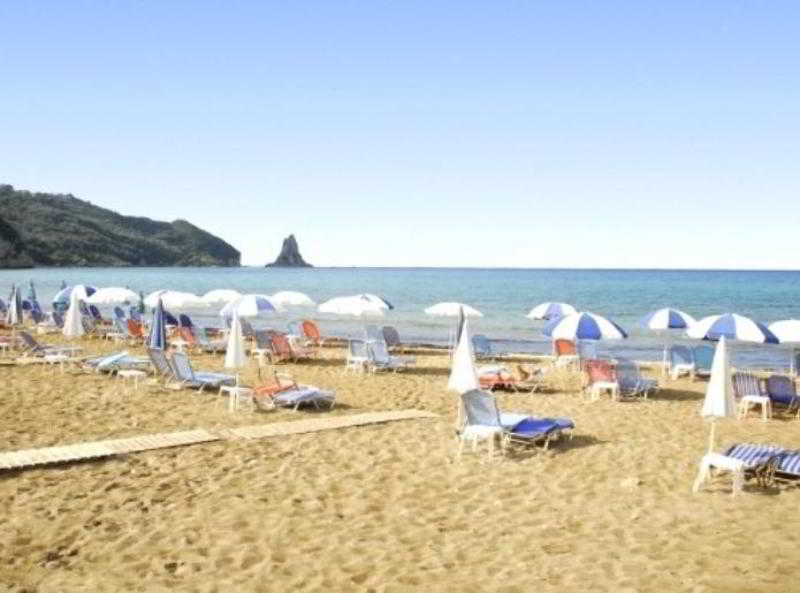Pink Palace Beach Resort Agios Gordios  Buitenkant foto