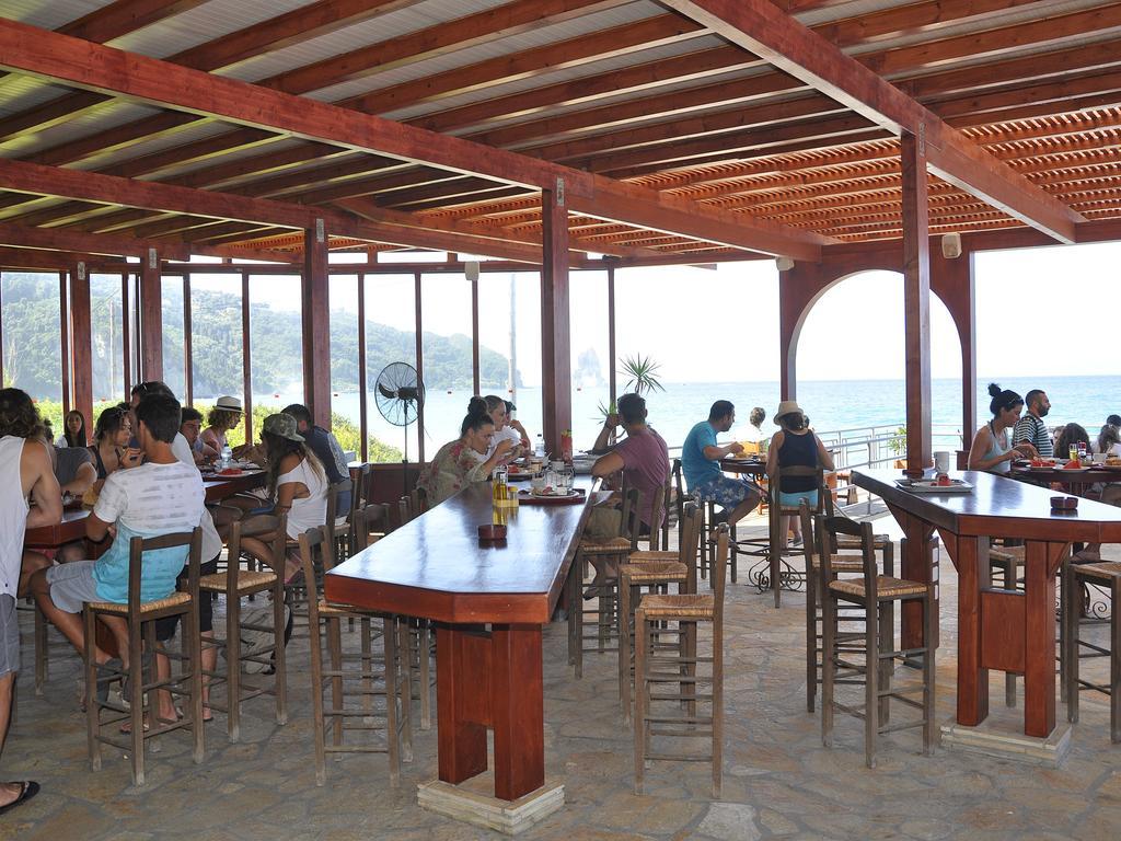 Pink Palace Beach Resort Agios Gordios  Buitenkant foto
